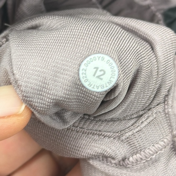 Lululemon Hotty Hot High-Rise Lined Short 2.5" Heritage 365 Camo Misty Mauve - Picture 4 of 5